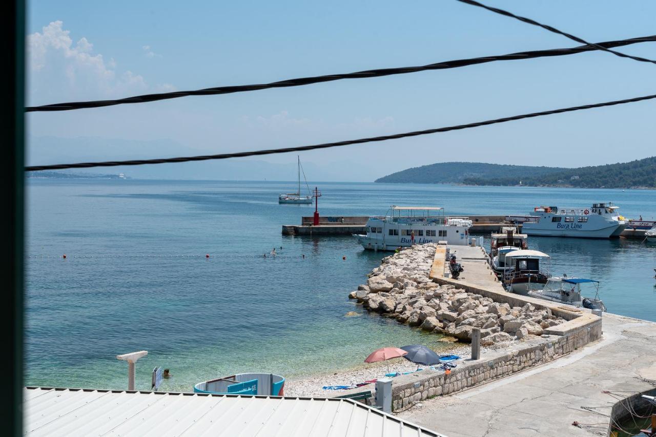 Beach Apartman Marela 斯拉汀 外观 照片